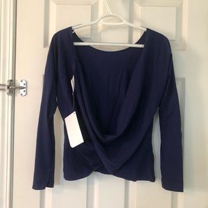 Navy Fabletics Switchback tee II